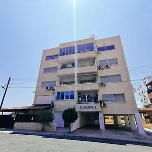 Mackenzie Seaview Paradise , Larnaca Cypr