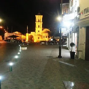 103 Elegant 2 Bed With Free Wifi, Ac, Pool & Gym! , Larnaca Cypr