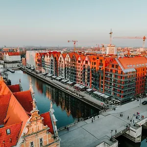 Deo Plaza By Rent Like -navy Blue- , Gdańsk Polska