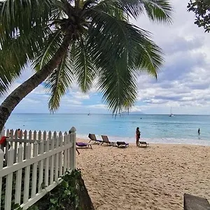 Alpha & Omega Seychelles Apartment Beau Vallon (Mahe)