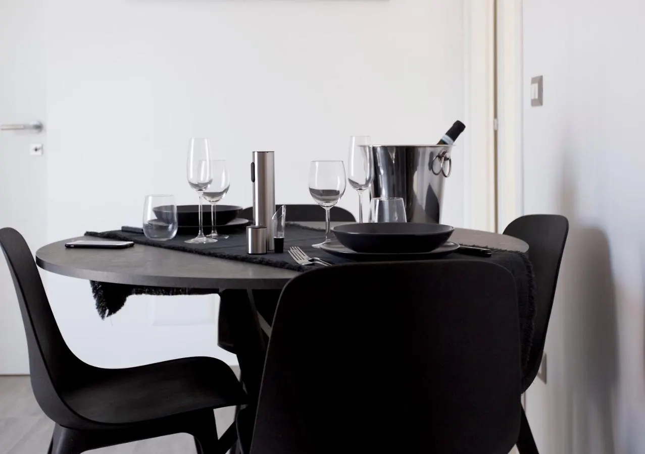 Scugnizzo Apartment Luxury Home Napels Italië