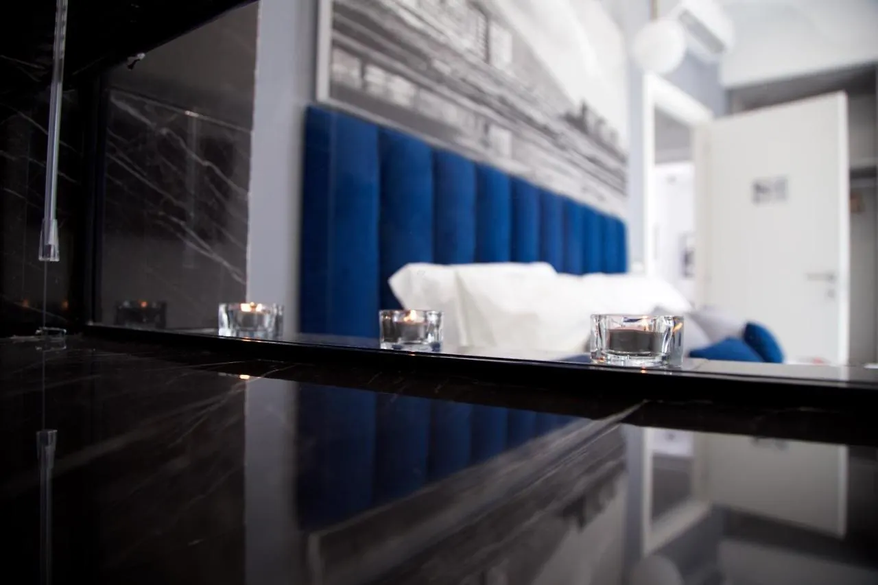 Scugnizzo Apartment Luxury Home Napels 0*,  Italië